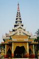 Shwe-maw-daw Pagoda